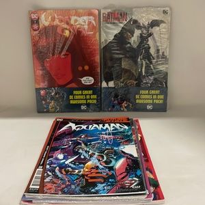 Lot of 8 dc and marvel comic books some new and some open